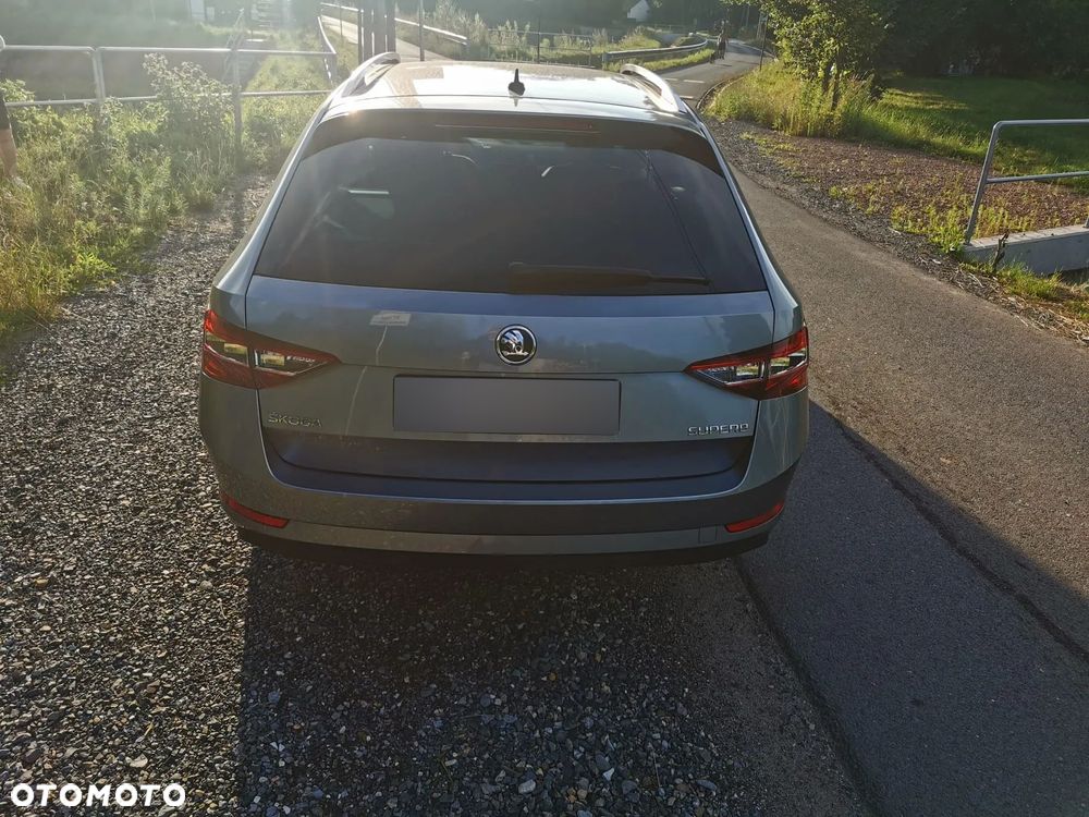 Skoda Superb 1.5 TSI ACT Ambition - 8