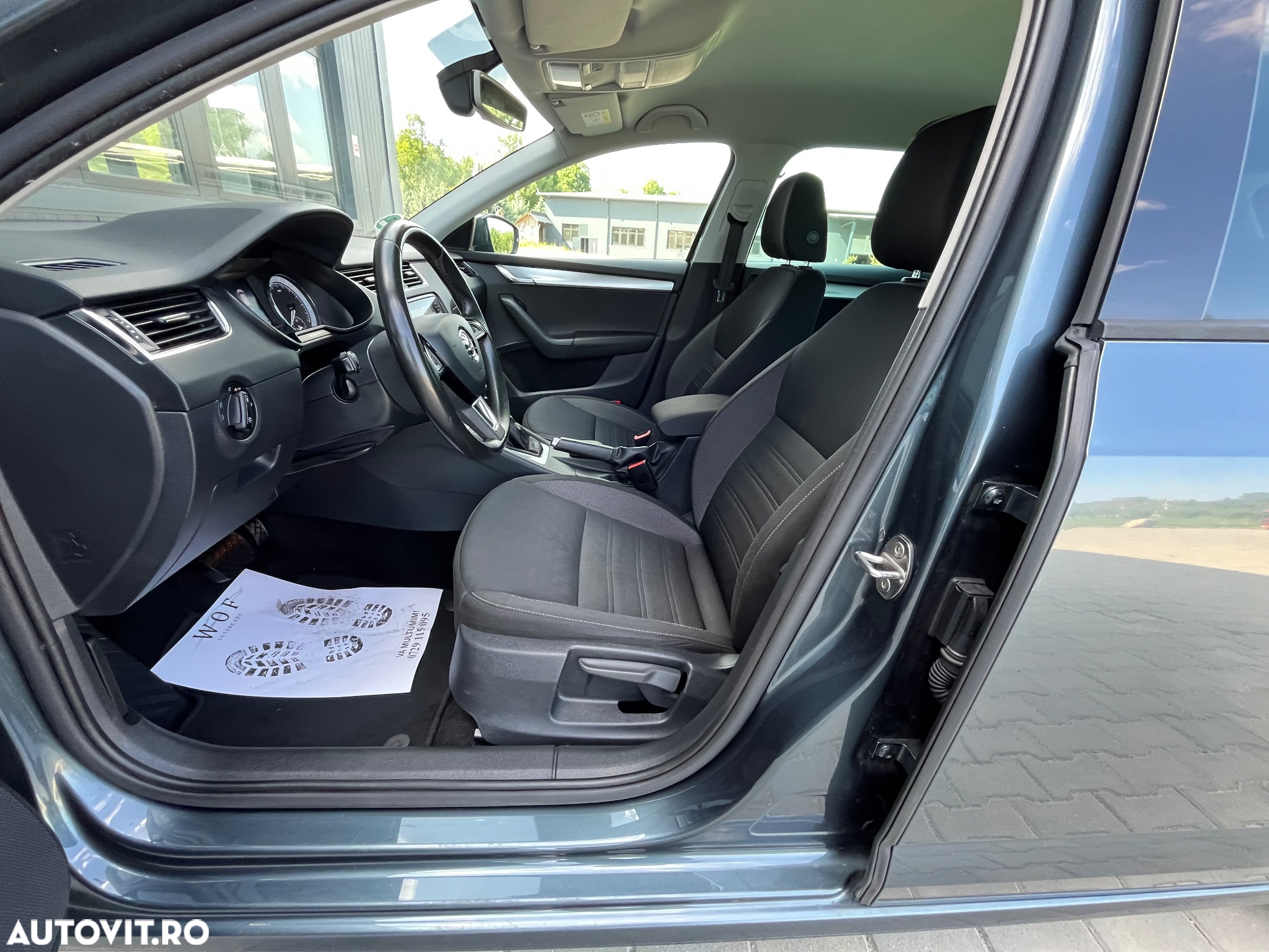 Skoda Octavia Combi 1.6 TDI DSG Clever - 20