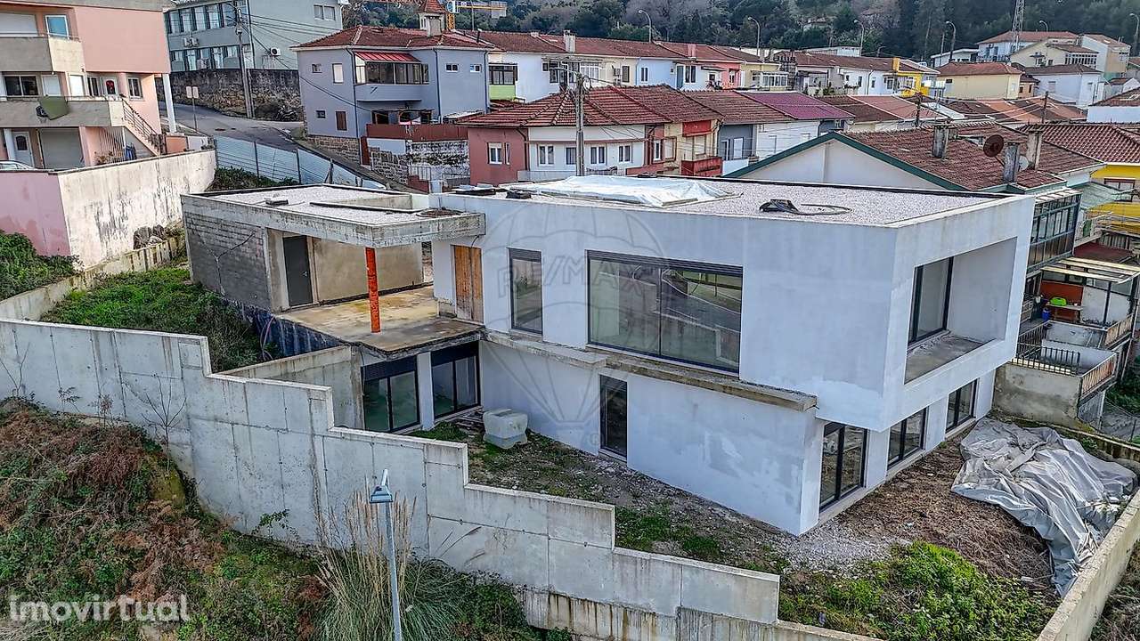 Moradia T3 para venda - Grande imagem: 4/50