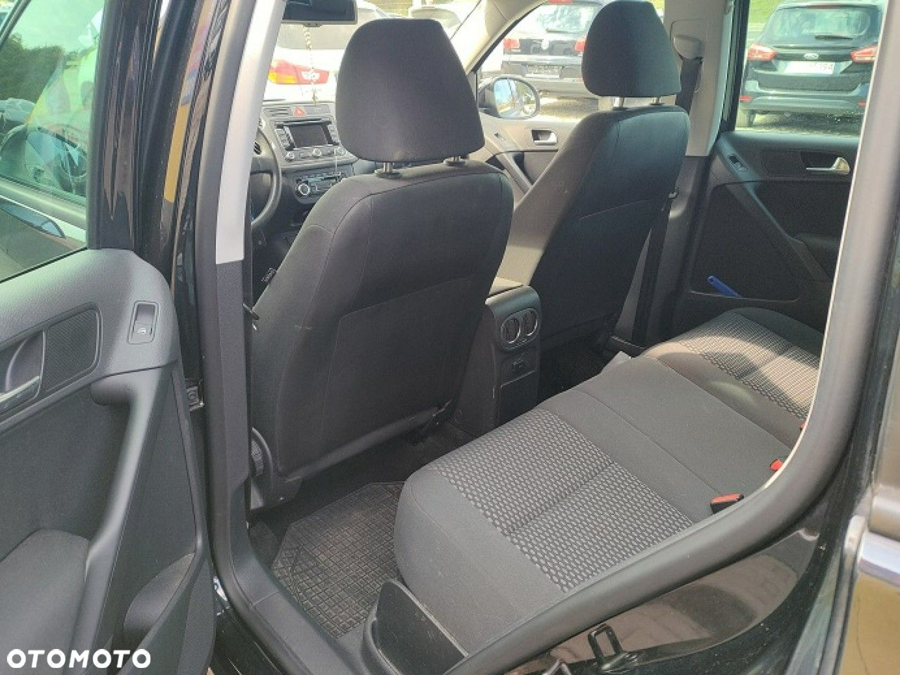 Volkswagen Tiguan - 13