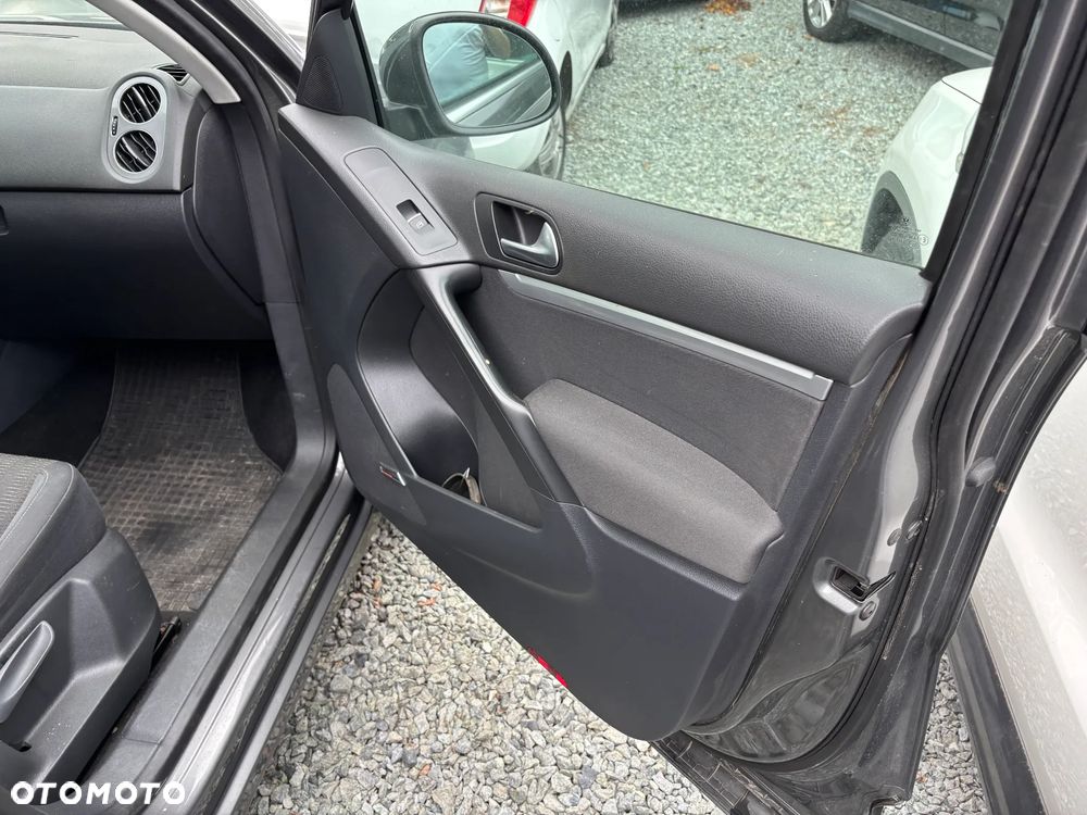 Volkswagen Tiguan 2.0 TDI DPF 4Motion DSG Sport & Style - 14