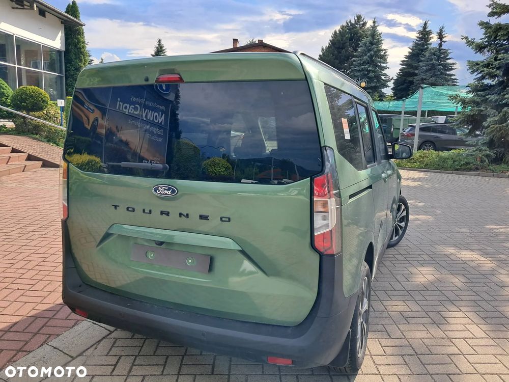 Ford Tourneo Courier 1.0 EcoBoost Titanium - 12