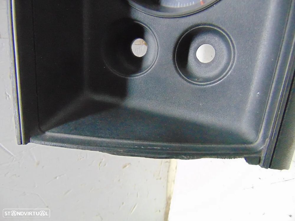 Datsun 100A conta kilómetros - 2