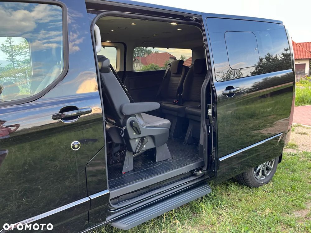 Ford Tourneo Custom 2.0 EcoBlue L1 Titanium SelectShift - 6