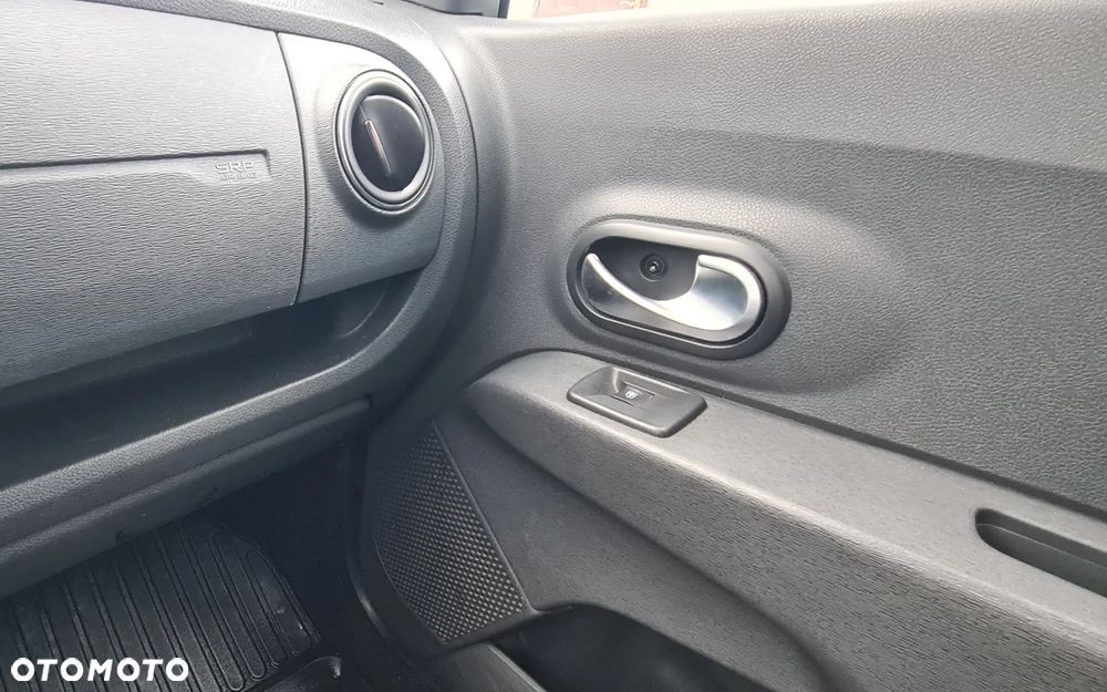 Dacia Lodgy 1.5 Blue dCi Laureate S&S - 10