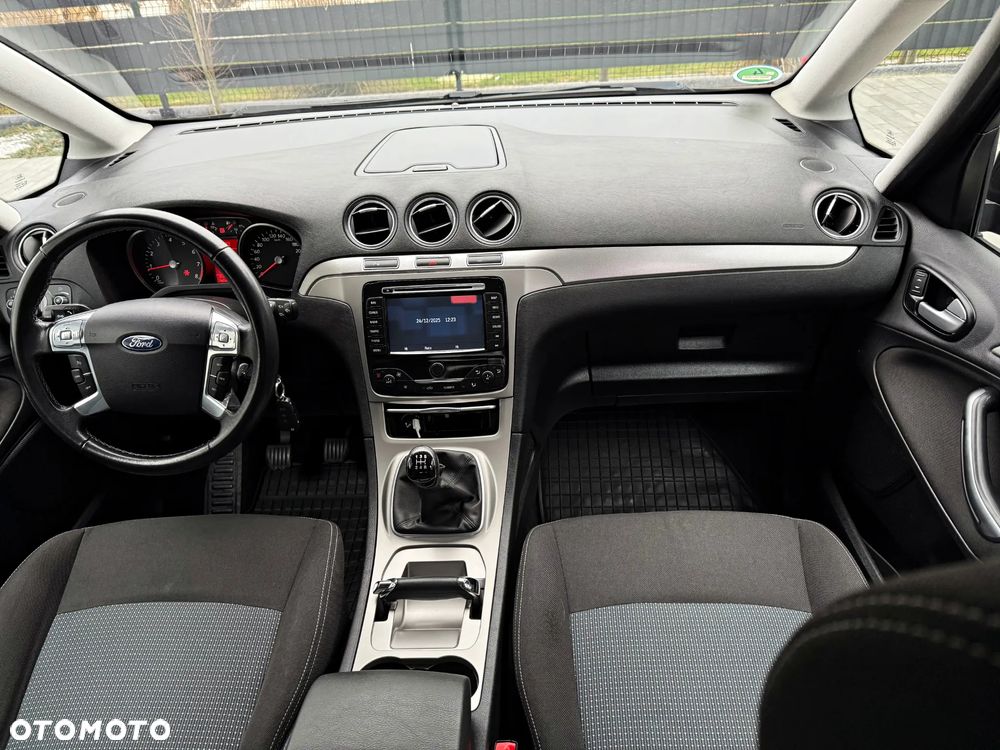 Ford Galaxy 2.0 Viva Titanium - 25