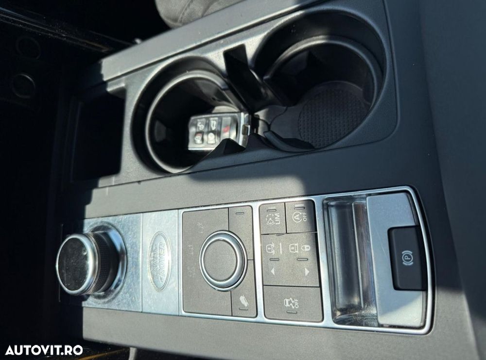 Land Rover Discovery Sport - 9