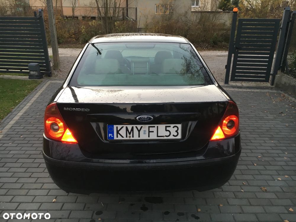 Ford Mondeo 2.0 TDDi Ghia - 6