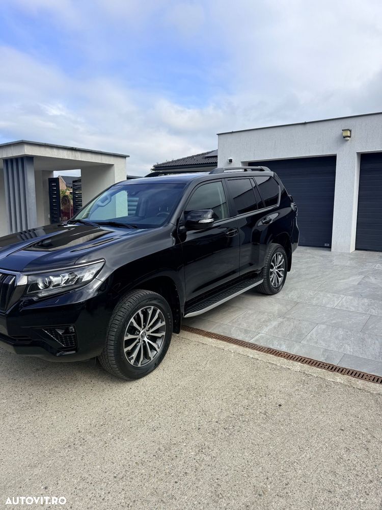 Toyota Land Cruiser 2.8l D-4D 204 CP A/T 7 locuri Luxury AVS - 1