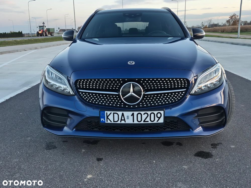 Mercedes-Benz Klasa C 220 d 4Matic T 9G-TRONIC AMG Line - 16