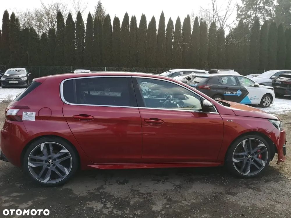 Peugeot 308 1.6 e-THP GTi by Sport S&S - 2