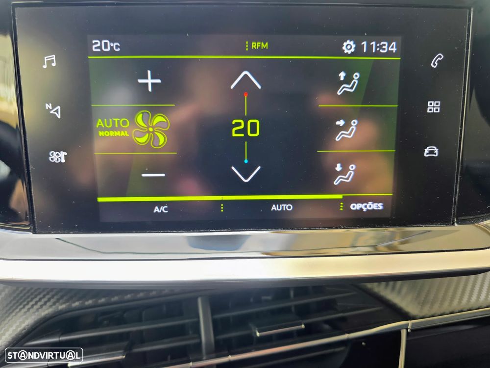 Peugeot 208 1.2 PureTech Allure - 40