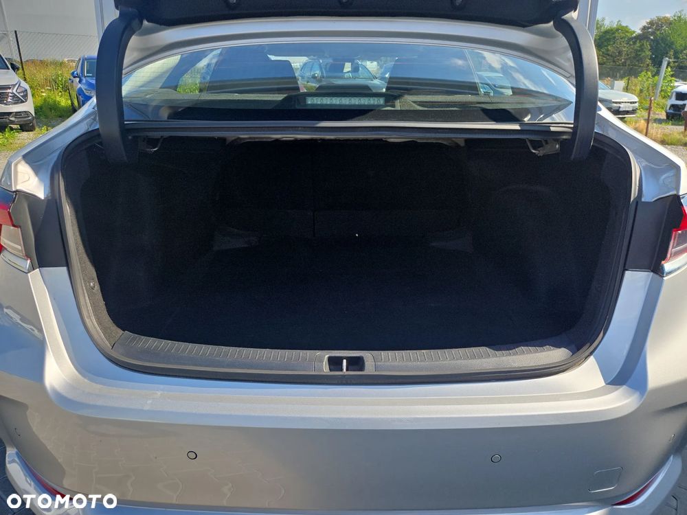 Toyota Corolla 1.6 Comfort - 10