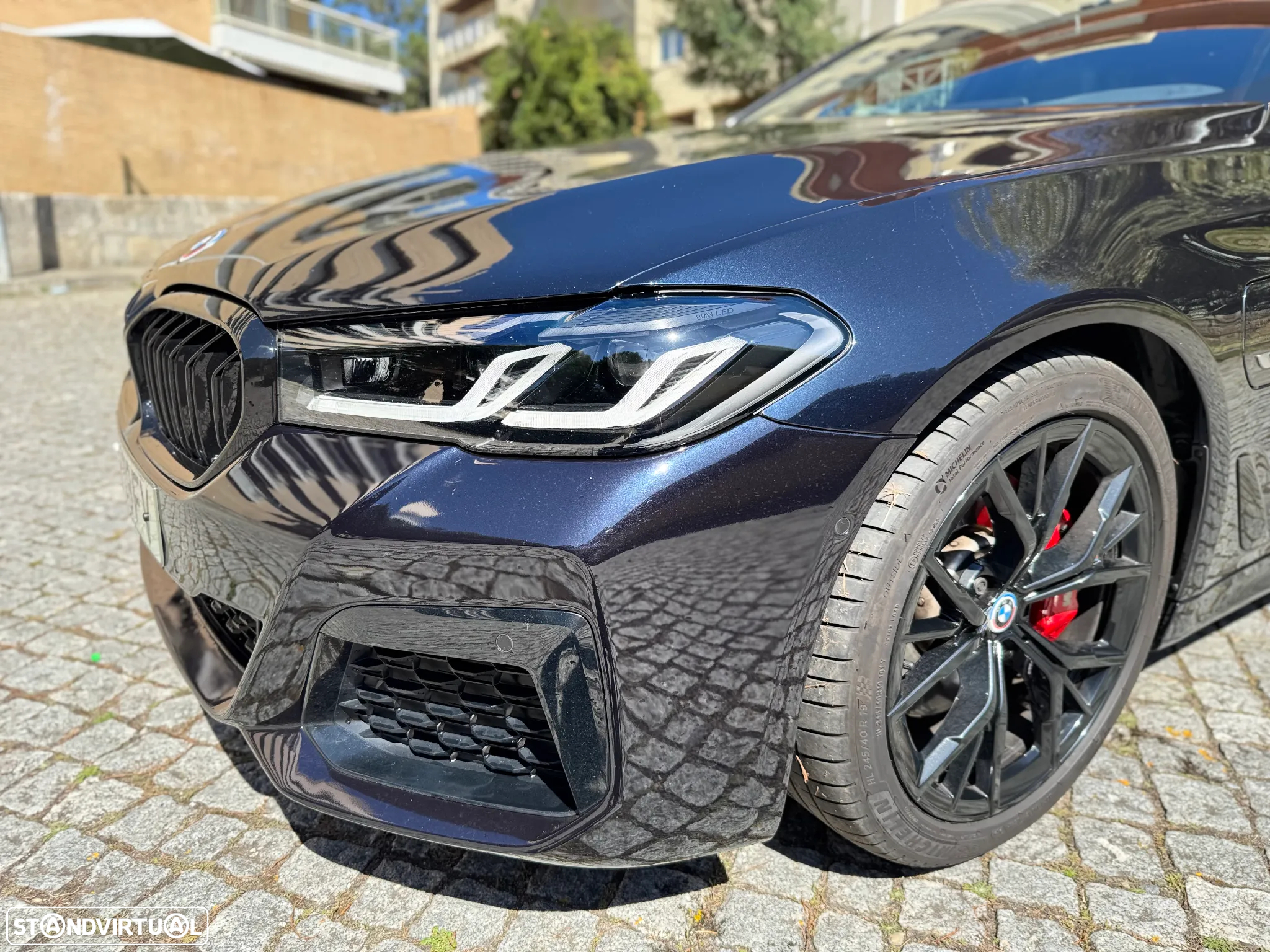 BMW 530 e Pack Desportivo M - 5