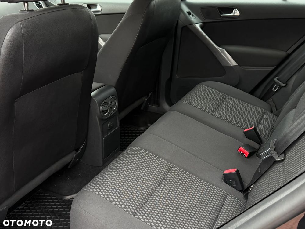Volkswagen Tiguan 1.4 TSI Trend&Fun - 12