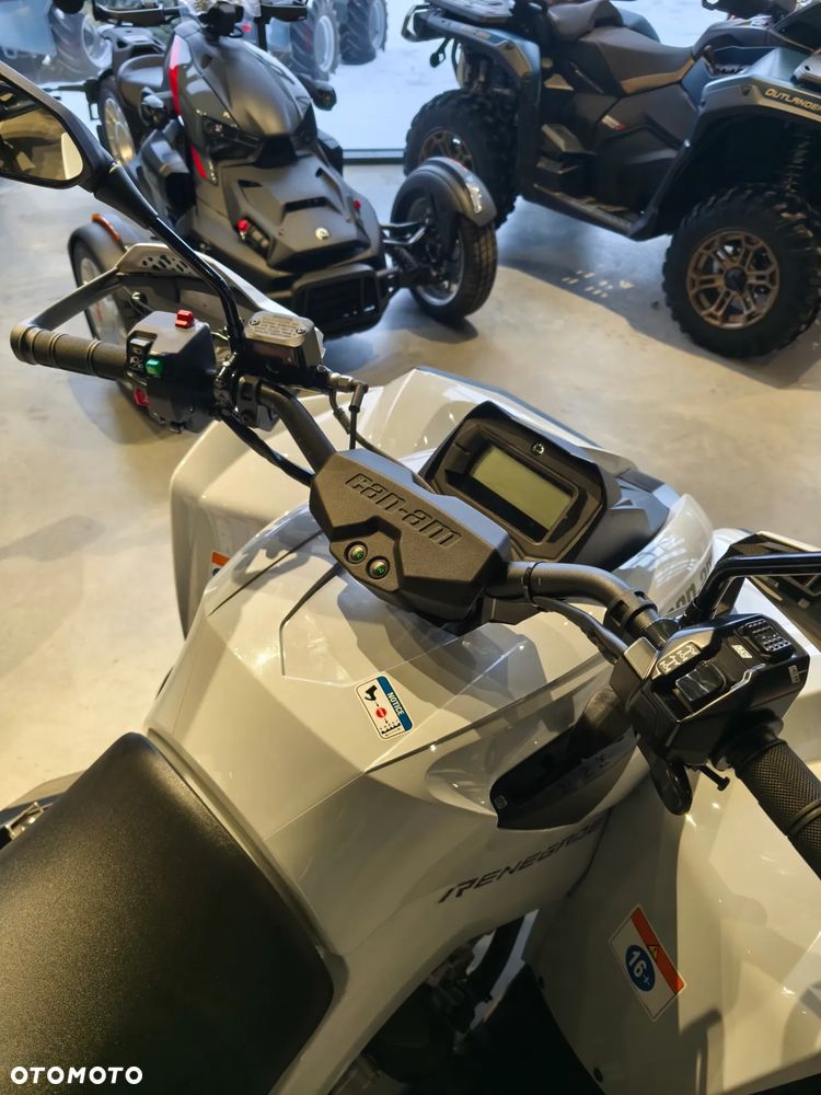 Can-Am Renegade - 6