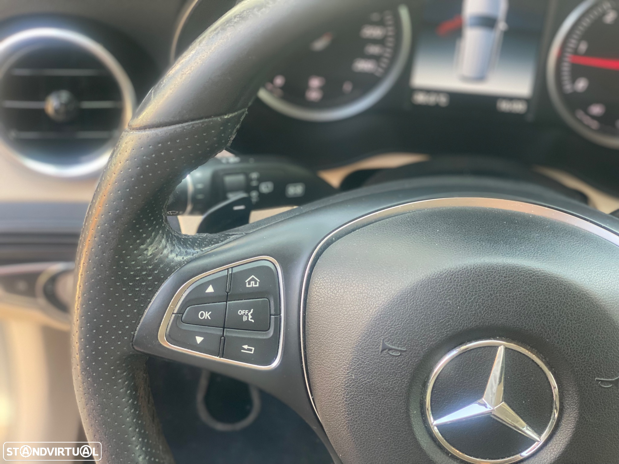 Mercedes-Benz GLC 220 d 4Matic 9G-TRONIC Exclusive - 49