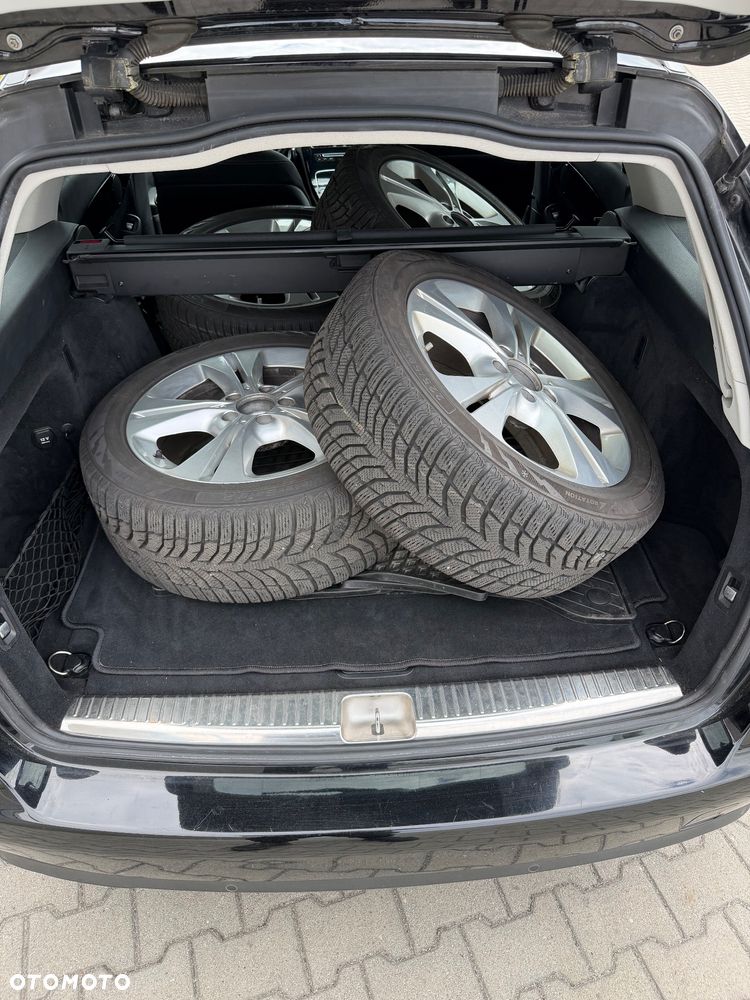 Mercedes-Benz Klasa C 180 9G-TRONIC Edition - 23