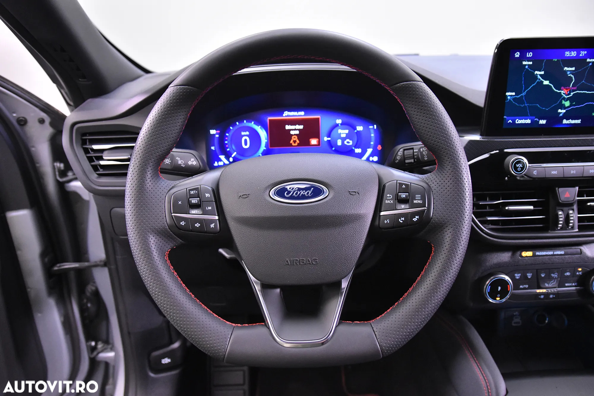 Ford Kuga - 16