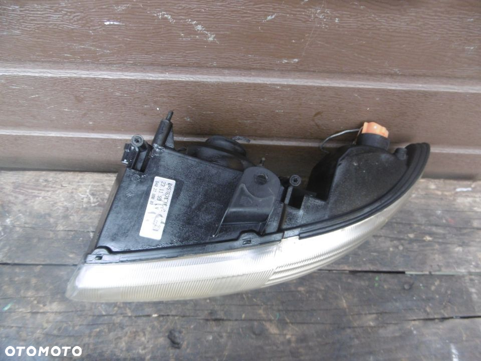 Lampa lewa VOYAGER ZKW EUROPA - 2