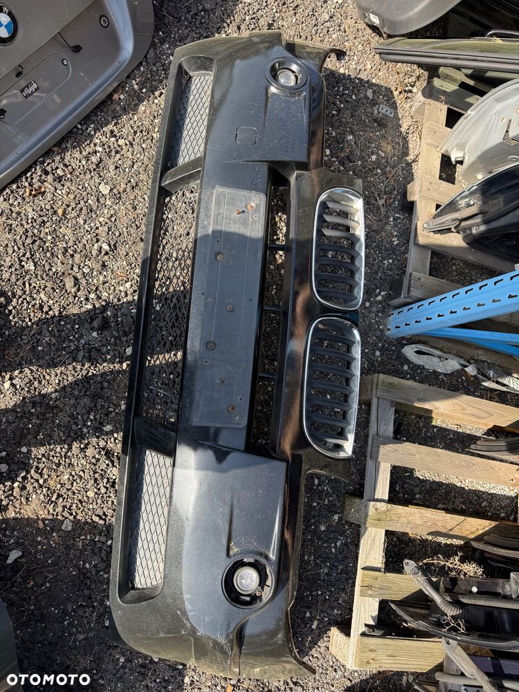 Zderzak przód przedni bmw x3 e83 czarny przedlift - 1