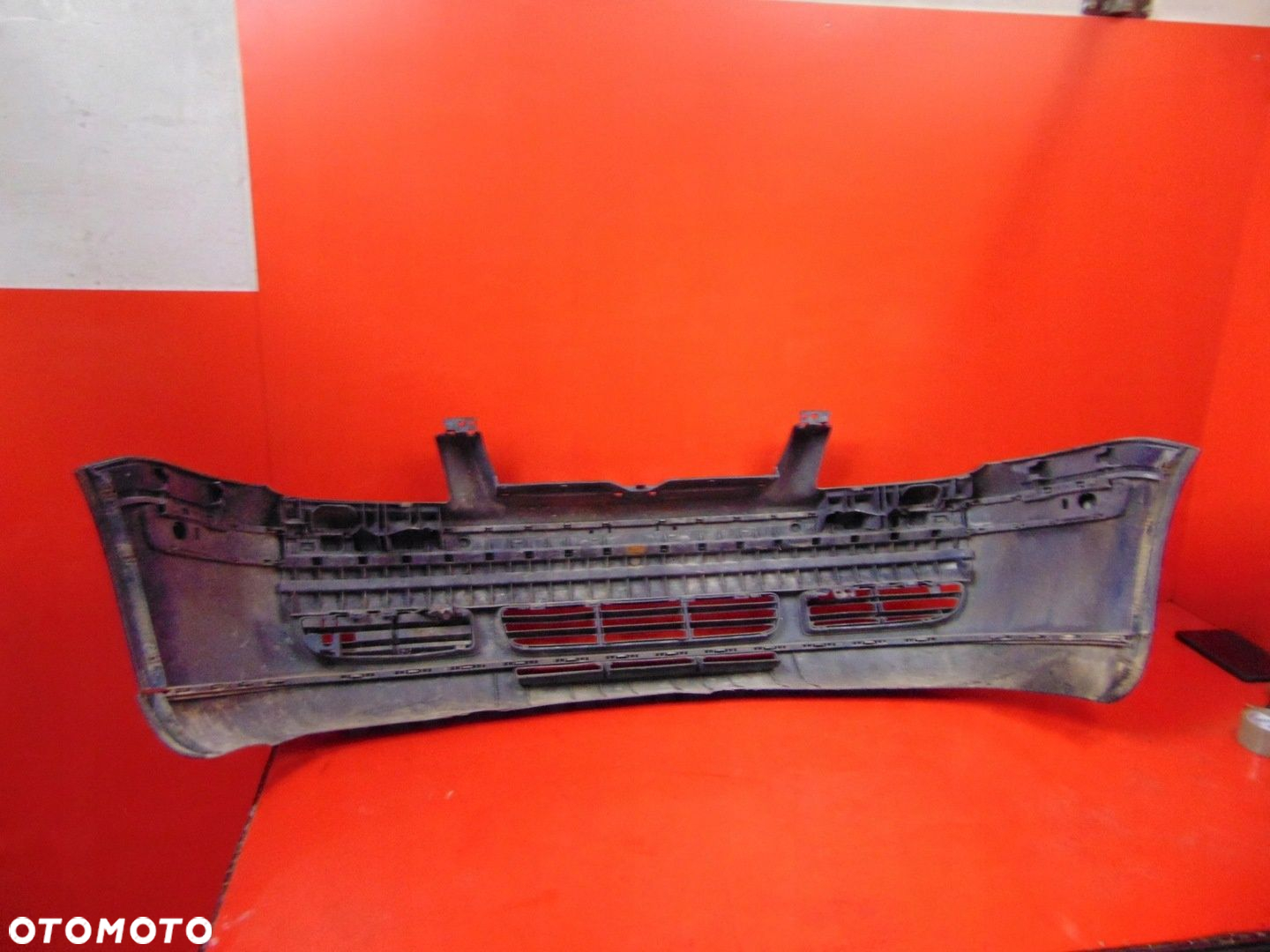 VW BORA 97- ZDERZAK PRZEDNI PRZÓD - 12