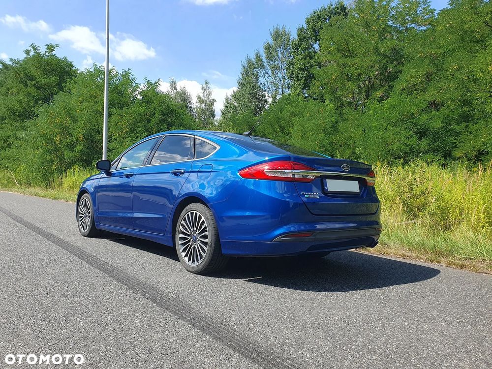 Ford Fusion - 5