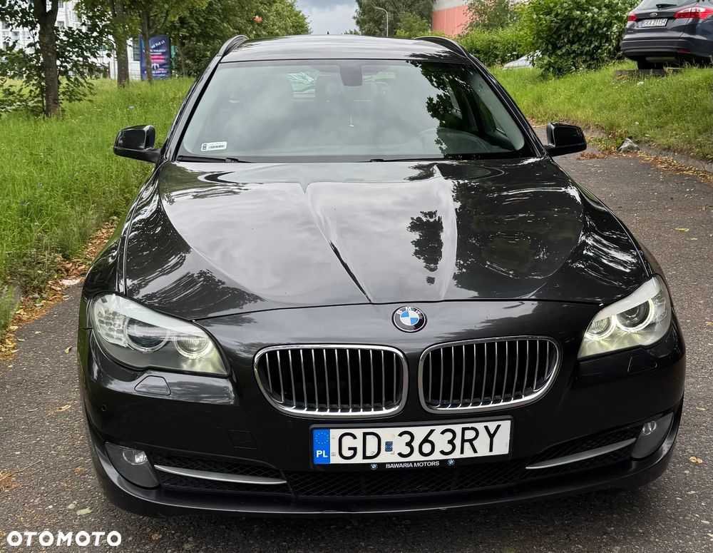 BMW Seria 5 525d xDrive - 1