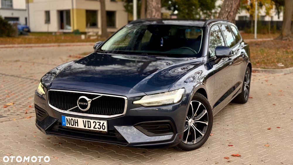 Volvo V60 2021 photo 2