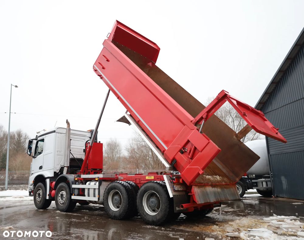 Mercedes-Benz Arocs 3253 8x4 - 11