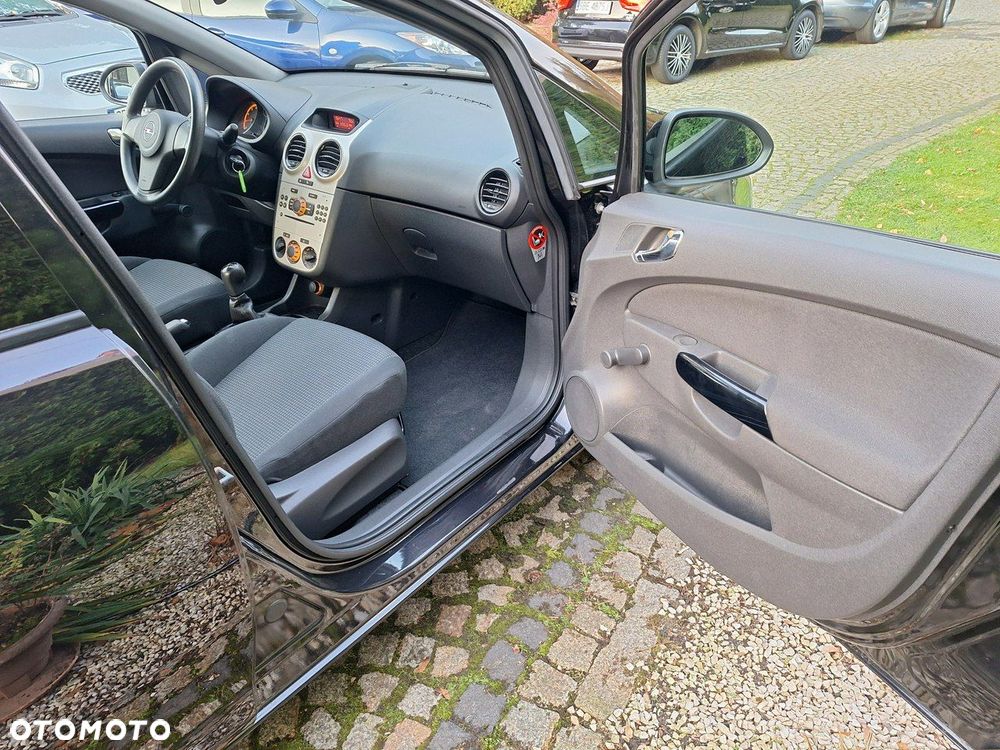 Opel Corsa - 18