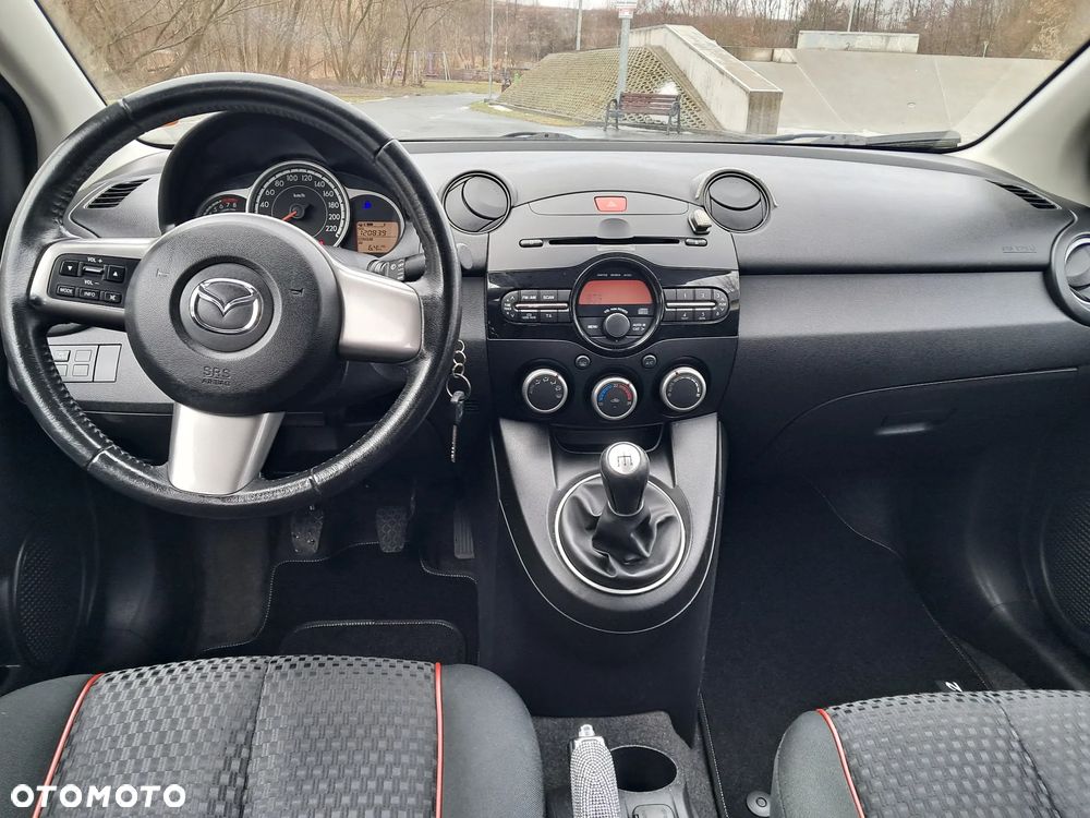 Mazda 2 1.3 MZR Sendo - 15