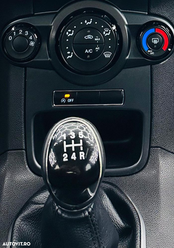 Ford Fiesta 1.0 EcoBoost SYNC Edition - 23
