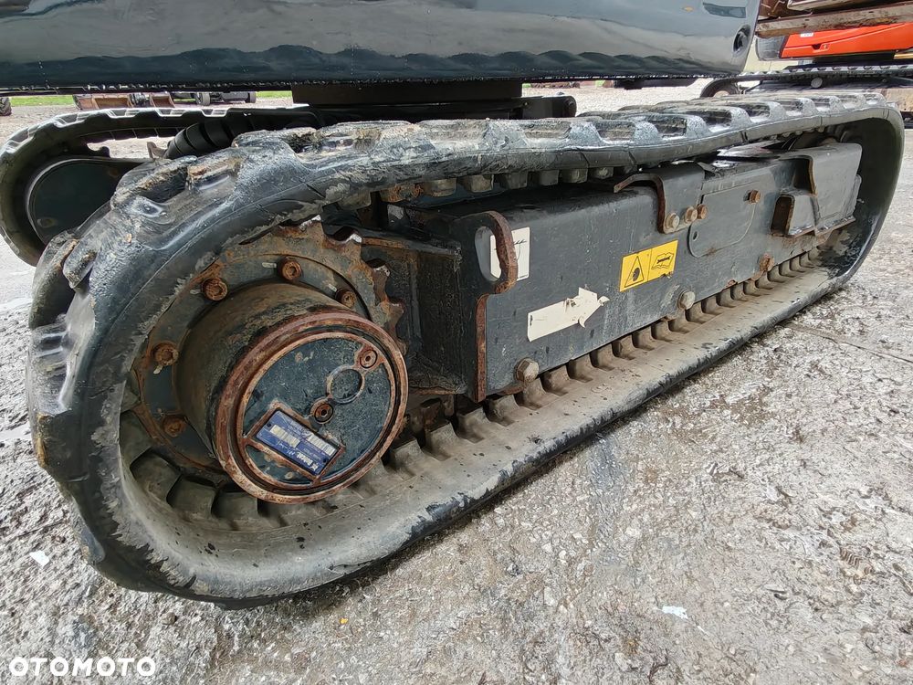 Bobcat E17 - 17