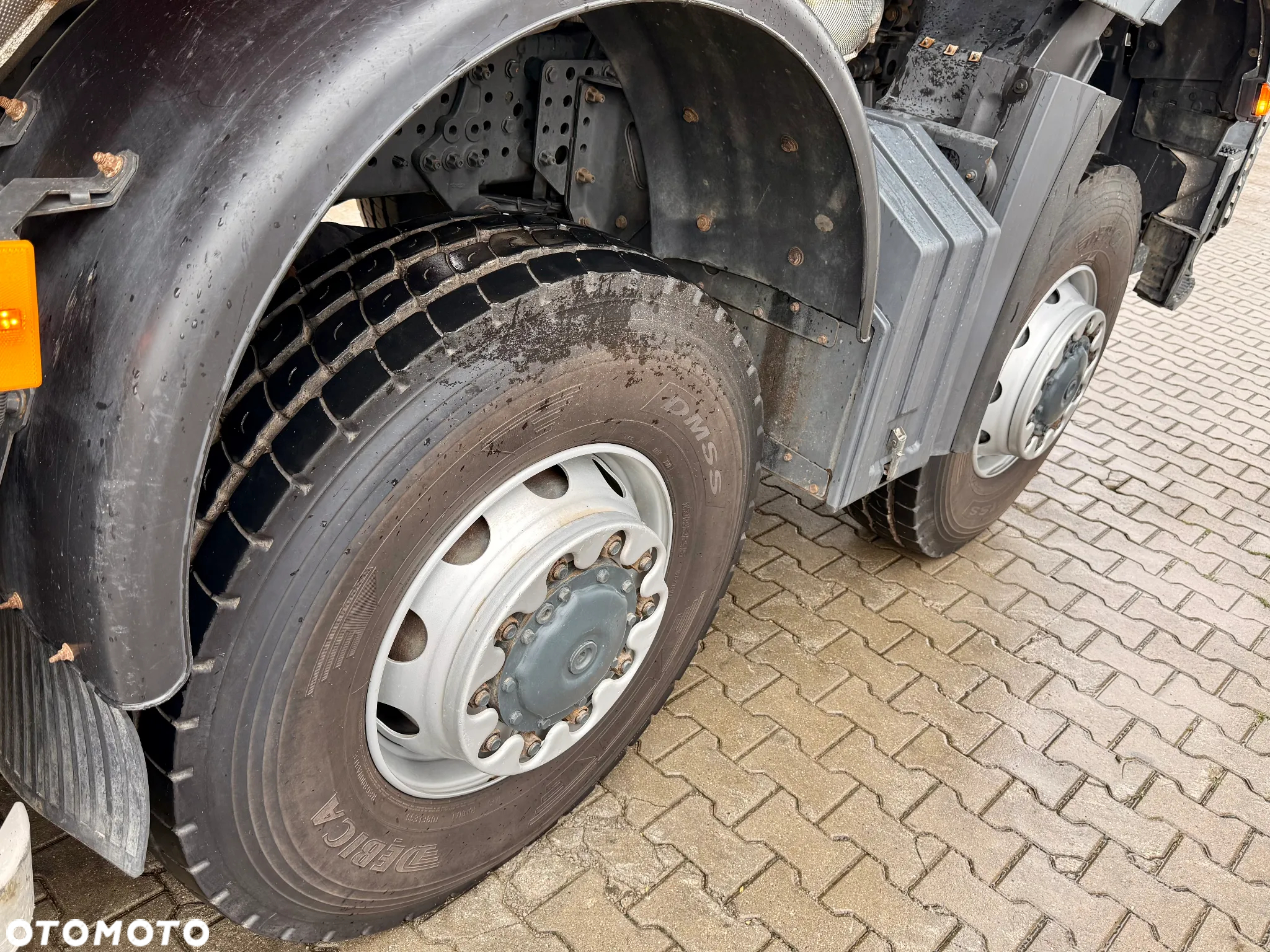 Mercedes-Benz Arocs 4145 | 8X8 | Manual - 15