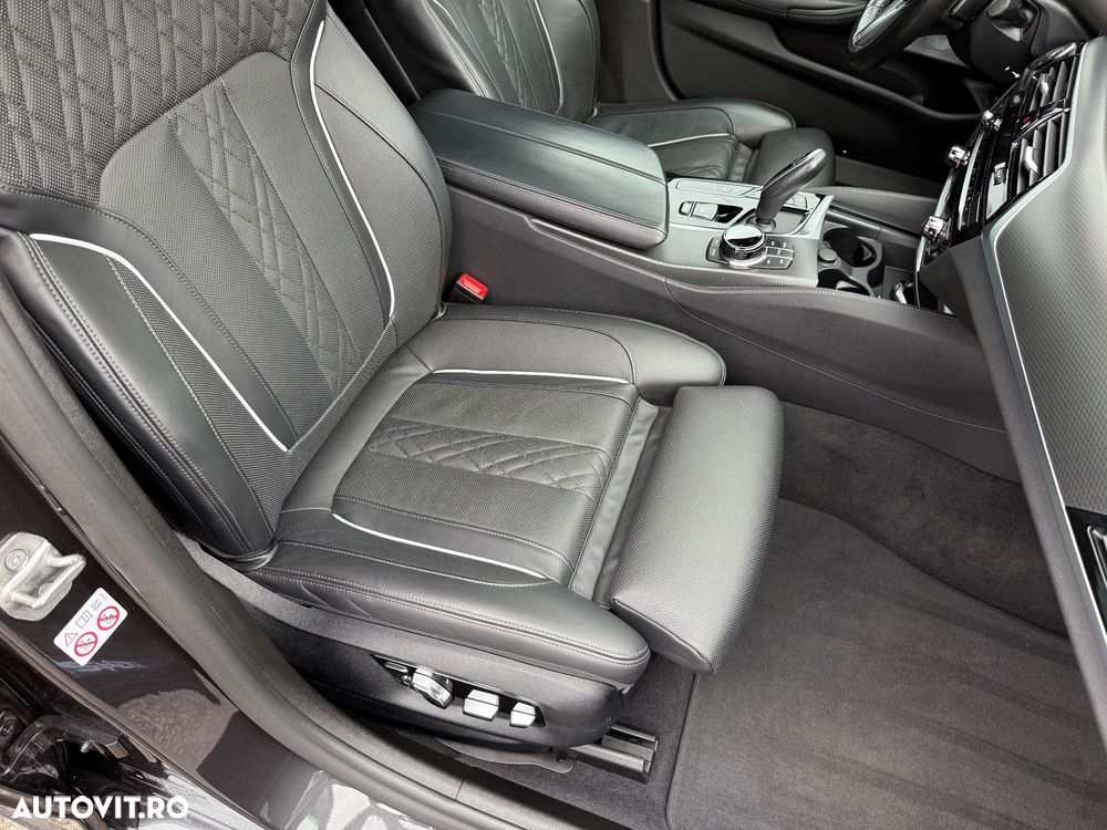 BMW M5 M550i xDrive Aut. - 24