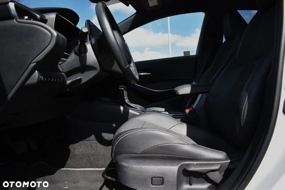 Toyota Corolla 1.8 Hybrid Style - 16