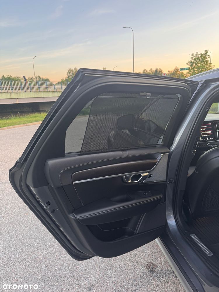 Volvo V90 Cross Country T6 AWD Pro - 17