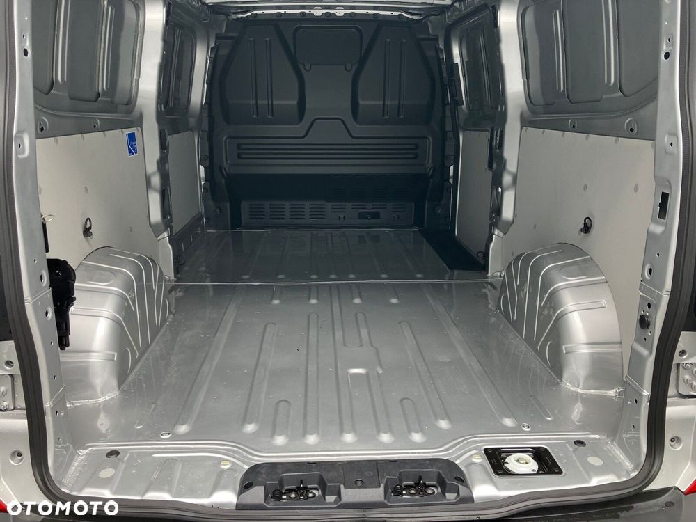 Volkswagen Transporter Transporter Furgon silnik: 2,0 l TDI 150 KM / skrzynia biegów: 6-biegowa manualna rozstaw osi: 3500 mm - 9