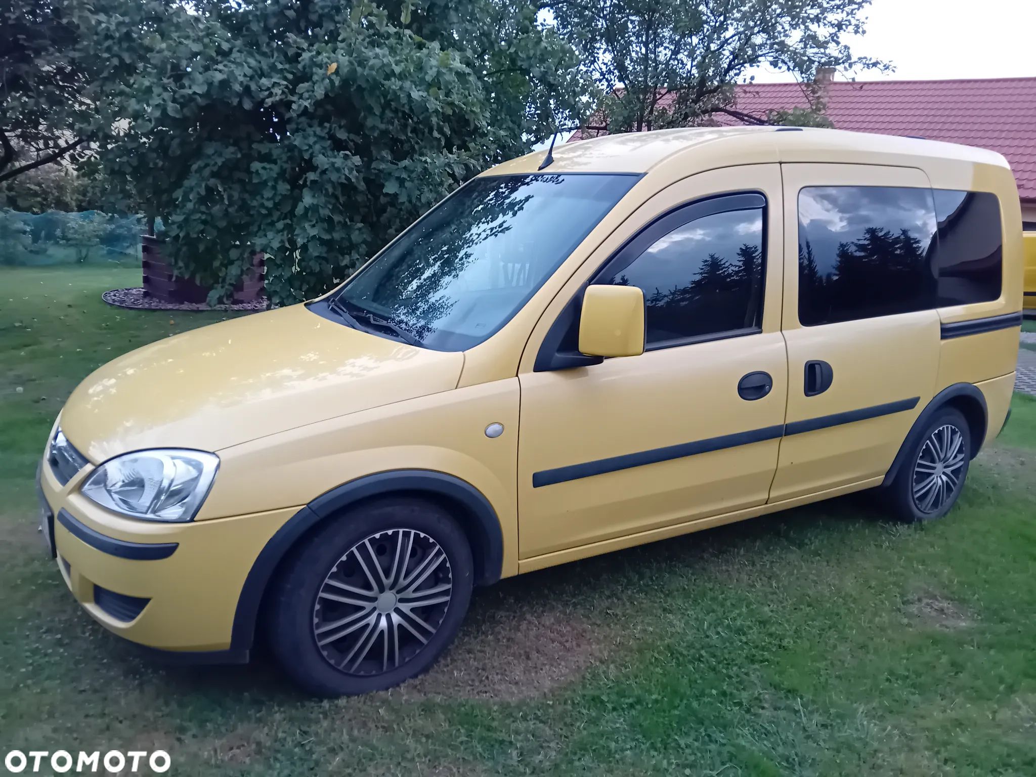 Opel Combo Tour 1.4 - 1