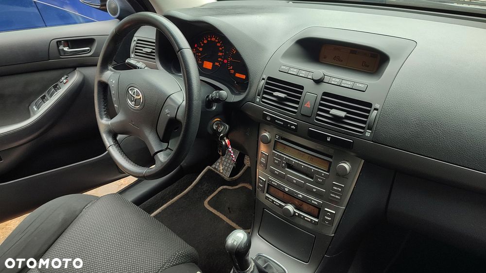 Toyota Avensis 1.8 VVT-i Executive - 33