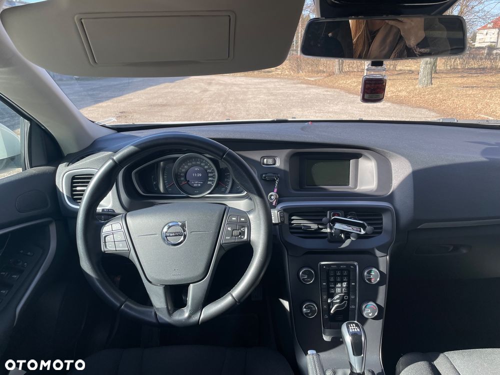 Volvo V40 D2 Drive-E Base - 8