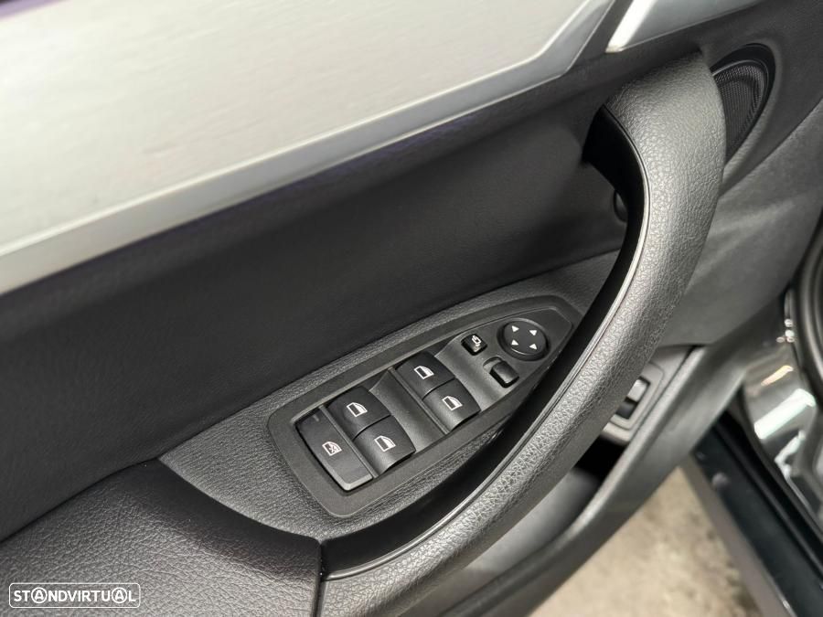 BMW X2 25 e xDrive Pack M - 40