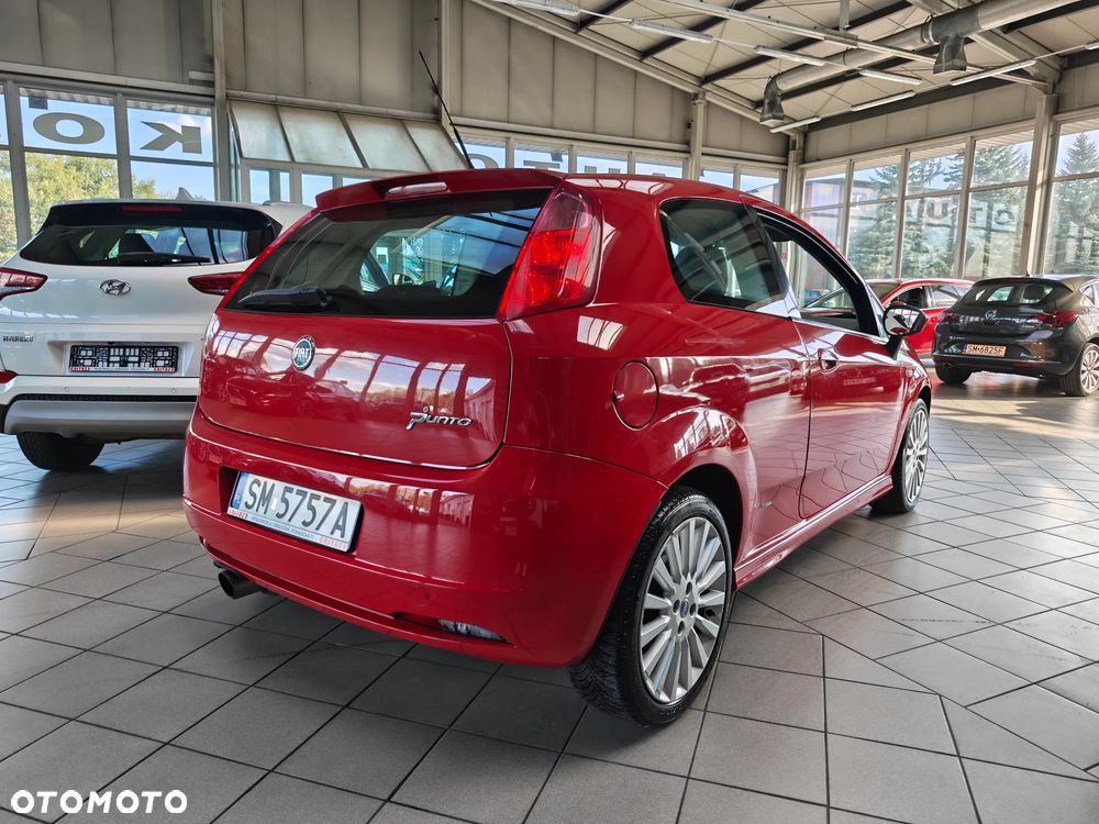 Fiat Punto 1.4 16V Dynamic - 7