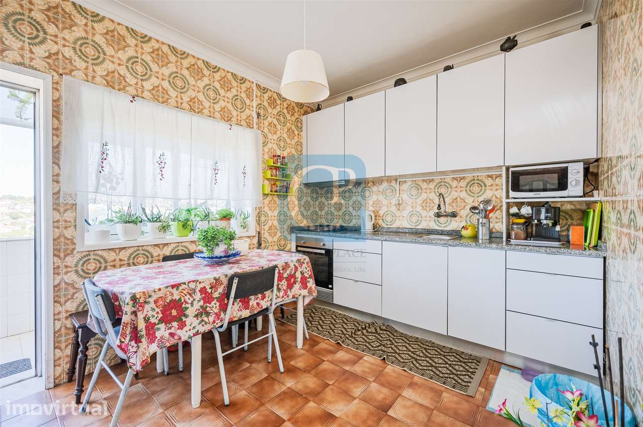 Apartamento T2+1 em Vilar de Andorinho, Vila Nova de Gaia - Grande imagem: 2/23