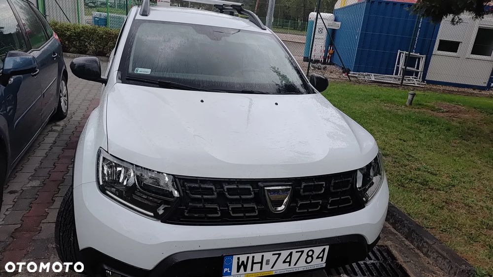 Dacia Duster 1.6 SCe Laureate S&S - 3
