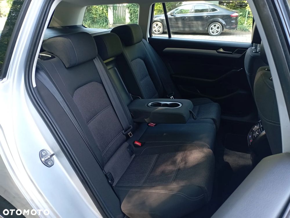 Volkswagen Passat 2.0 TDI BMT Comfortline DSG7 - 10
