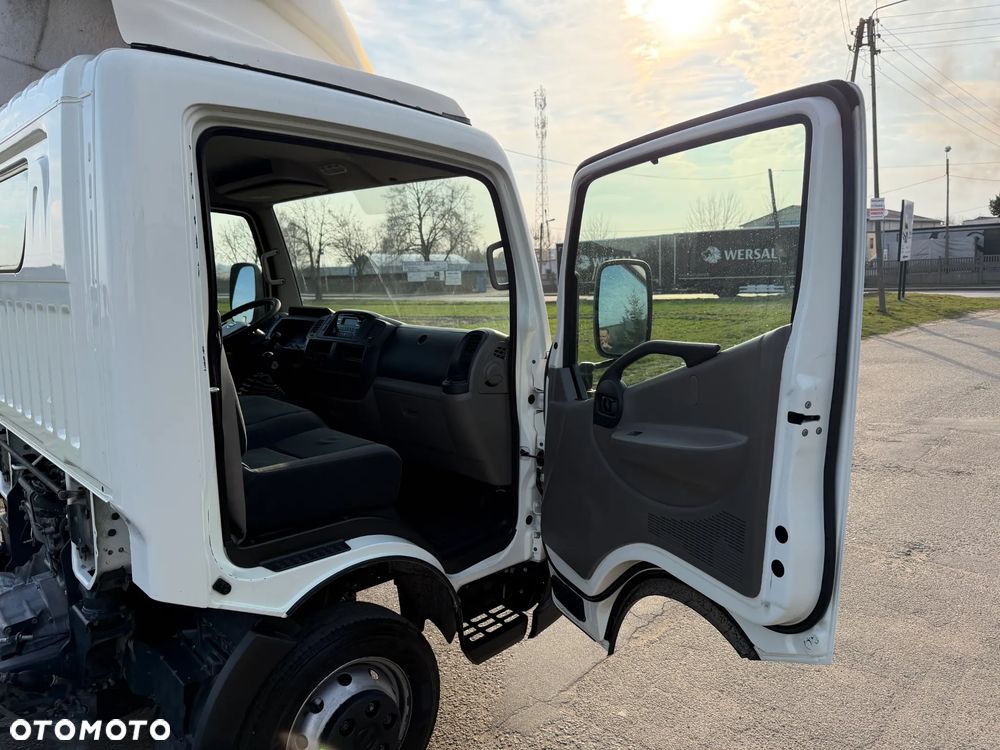 Nissan NT400 * CABSTAR * 2.5 / 125KM * Rama do zabudowy * Rozstaw osi: 3.7m * - 30