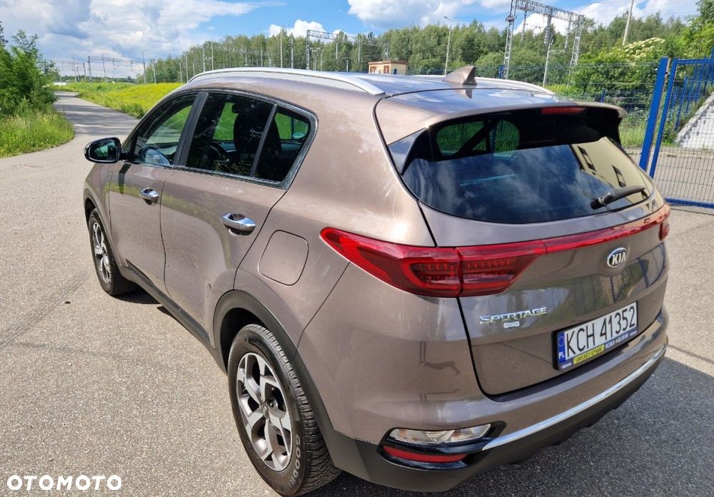 Kia Sportage 1.6 GDI 2WD DREAM-TEAM EDITION - 6