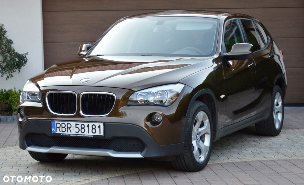 BMW X1 sDrive18i - 11